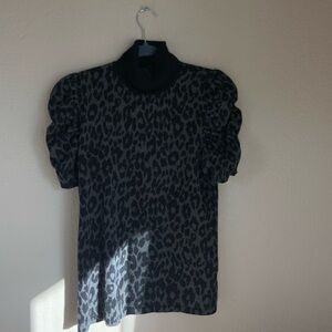 Leopard Print Puff Sleeve Knit